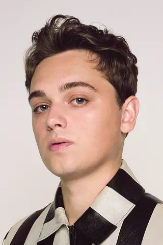 Peliculas de Dean-Charles Chapman