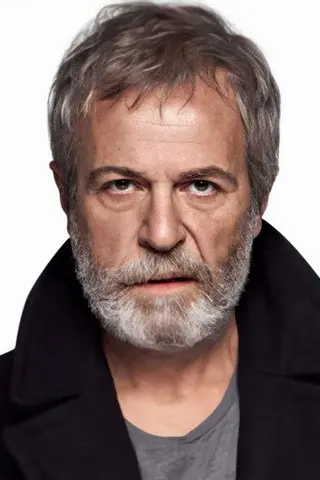 Peliculas de Musa Uzunlar