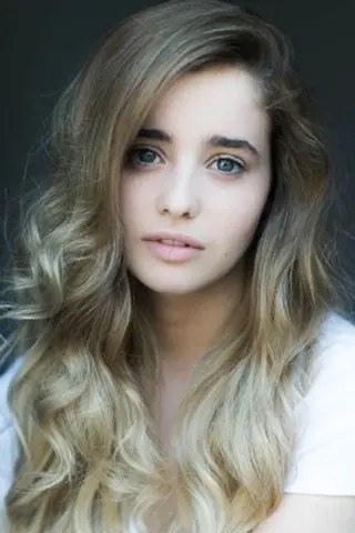 Peliculas de Holly Earl