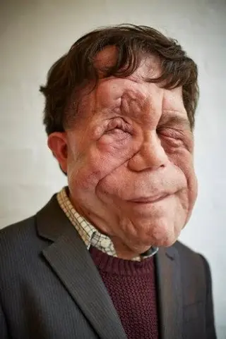 Peliculas de Adam Pearson