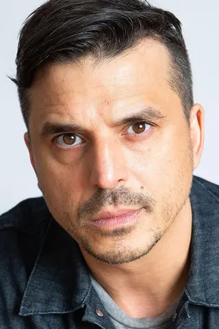 Peliculas de Damien Luvara