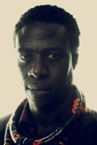 Moustapha Mbengue - Altura • Físico