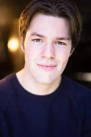 Peliculas de Riley Hough
