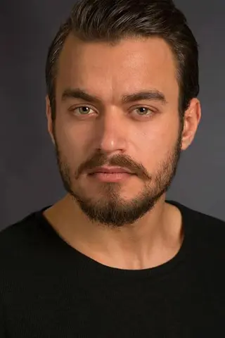 Peliculas de Ali Hikmet Kürekçi