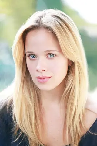 Peliculas de Ellie Beaven