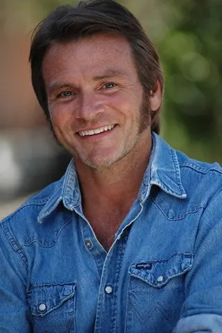 Peliculas de Douglas Bennett