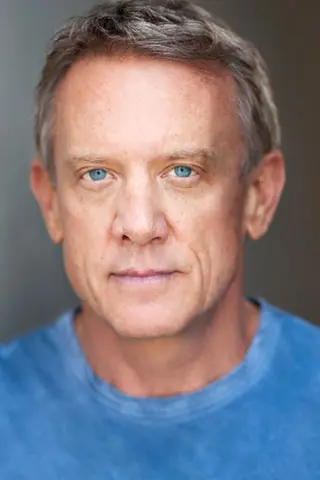 Peliculas de Simon Burke