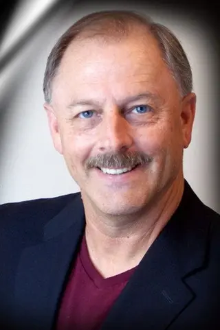 William "Will" Daubert - Altura • Físico