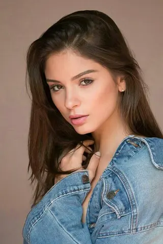 Peliculas de Ariana Saavedra