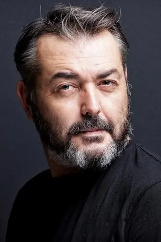 Peliculas de Fahri Öztezcan