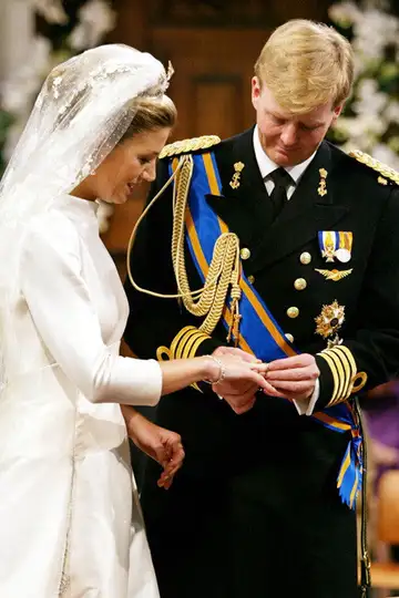 Huwelijk kroonprins Willem-Alexander en Máxima Zorreguieta veroTV Online • Pelicula Completa