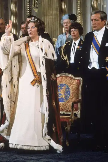 Inauguration of Queen Beatrix veroTV Online • Pelicula Completa
