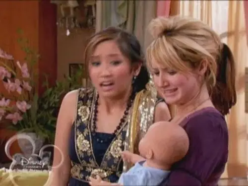 Hotel, dulce hotel: Las aventuras de Zack y Cody Temporada 2 Episodios 14 • Sub Español