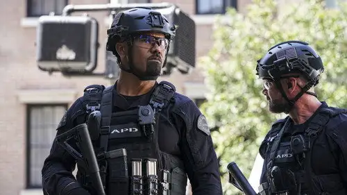 S.W.A.T.: Los hombres de Harrelson Temporada 4 Episodios 18 • Sub Español
