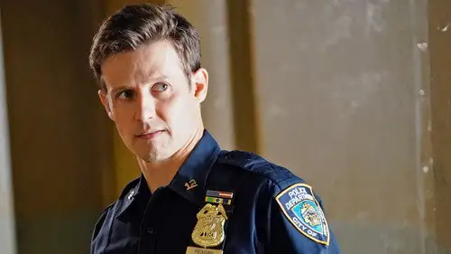Familia de policías Temporada 9 Episodios 2 • Sub Español