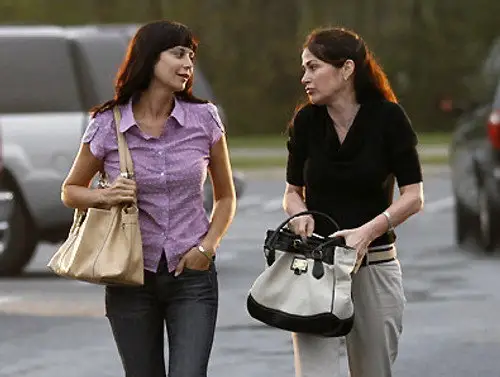 Army Wives Temporada 2 Episodios 2 • Sub Español