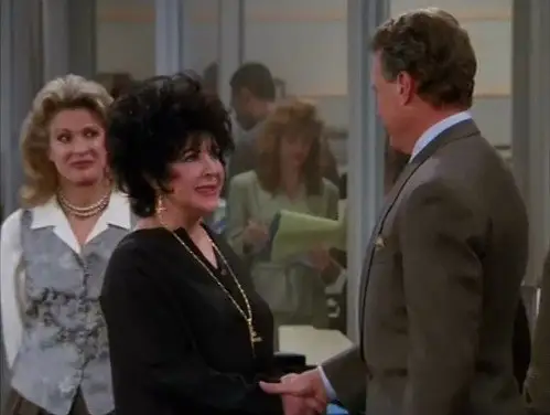 Murphy Brown Temporada 8 Episodios 18 • Sub Español