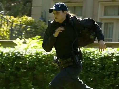 Rookie Blue Temporada 1 Episodios 5 • Sub Español