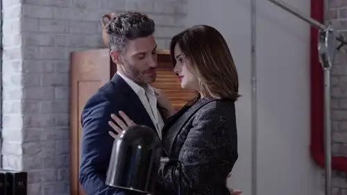 Betty en NY Temporada 1 Episodios 14 • Sub Español