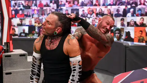 Raw Temporada 29 Episodios 1 • Sub Español