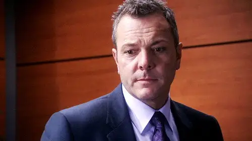 Casualty Temporada 23 Episodios 20 • Sub Español