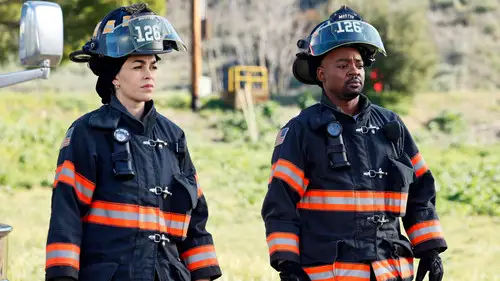 9-1-1: Lone Star Temporada 3 Episodios 13 • Sub Español