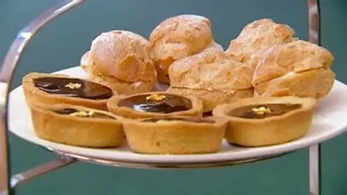 The Great British Bake Off Temporada 1 Episodios 6 • Sub Español