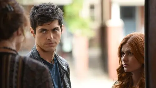 Cazadores de sombras Temporada 2 Episodios 5 • Sub Español