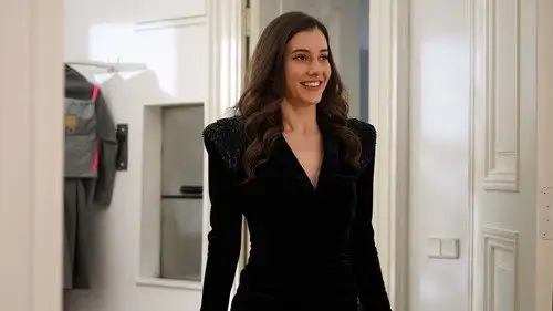 Una nueva vida Temporada 1 Episodios 11 • Sub Español