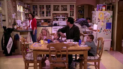 Todo el mundo quiere a Raymond Temporada 5 Episodios 22 • Sub Español
