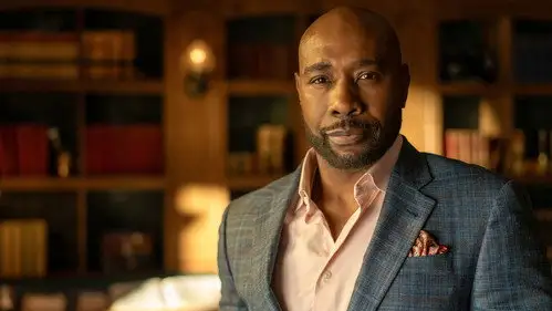 Watson Temporada 2 Episodios 9 • Sub Español