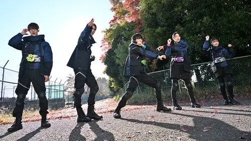 Kamen Rider Temporada 33 Episodios 17 • Sub Español