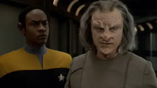 Star Trek: Voyager Temporada 1 Episodios 14 • Sub Español