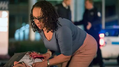 Chicago Med Temporada 3 Episodios 1 • Sub Español