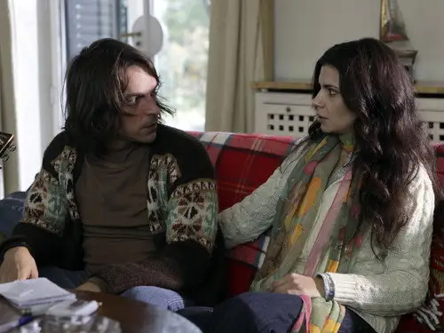 Cuéntame cómo pasó Temporada 12 Episodios 15 • Sub Español