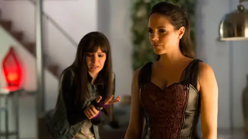 La reina de las sombras Temporada 4 Episodios 4 • Sub Español