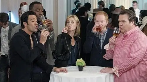 Modern Family Temporada 3 Episodios 6 • Sub Español