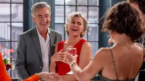 4 estrellas Temporada 2 Episodios 1 • Sub Español