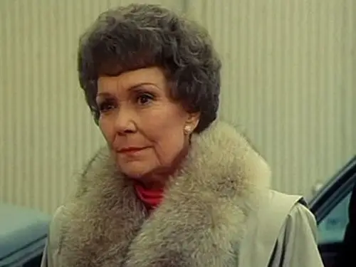 Falcon Crest Temporada 9 Episodios 4 • Sub Español