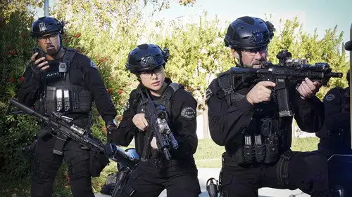 S.W.A.T.: Los hombres de Harrelson Temporada 6 Episodios 12 • Sub Español