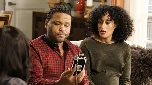 Black-ish Temporada 3 Episodios 21 • Sub Español