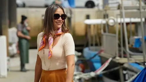Erica Temporada 1 Episodios 2 • Sub Español
