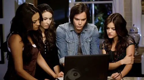 Pequeñas mentirosas Temporada 2 Episodios 15 • Sub Español