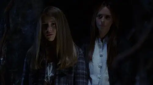 Entre fantasmas Temporada 3 Episodios 9 • Sub Español