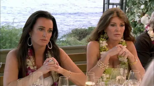 Mujeres ricas de Beverly Hills Temporada 2 Episodios 18 • Sub Español