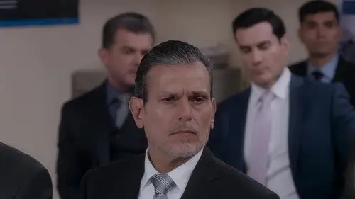 Por amar sin ley Temporada 2 Episodios 6 • Sub Español
