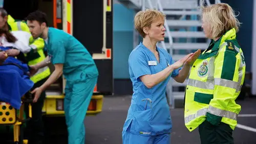Casualty Temporada 28 Episodios 2 • Sub Español