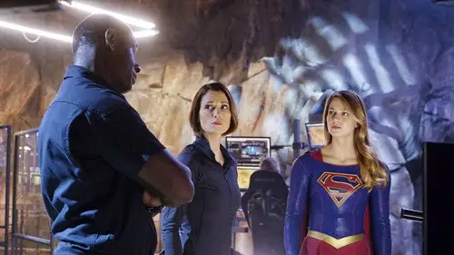 Supergirl Temporada 1 Episodios 12 • Sub Español