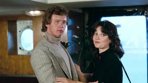 CHiPs Temporada 5 Episodios 1 • Sub Español
