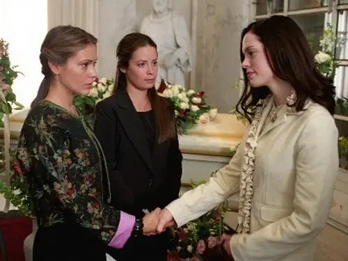 Embrujadas Temporada 4 Episodios 1 • Sub Español